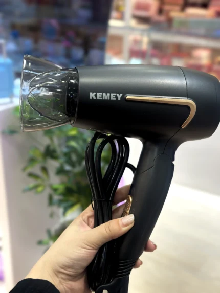 سشوار مسافرتی kemey